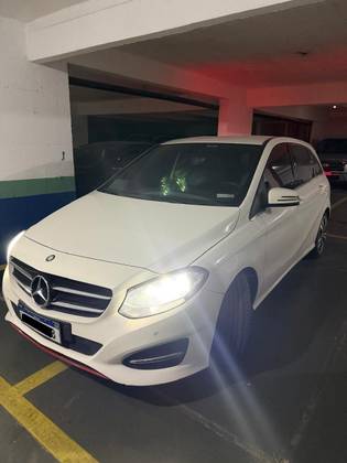 MERCEDES-BENZ B 200 1.6 TURBO 16V FLEX 4P AUTOMATIZADO MERCEDES-BENZ B 200 1.6 TURBO 16V FLEX 4P AUTOMATIZADO